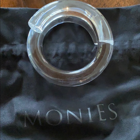 ❌SOLD❌ MONIES Clear Acrylic Slip-On Sofia Bracelet - Picture 2 of 7